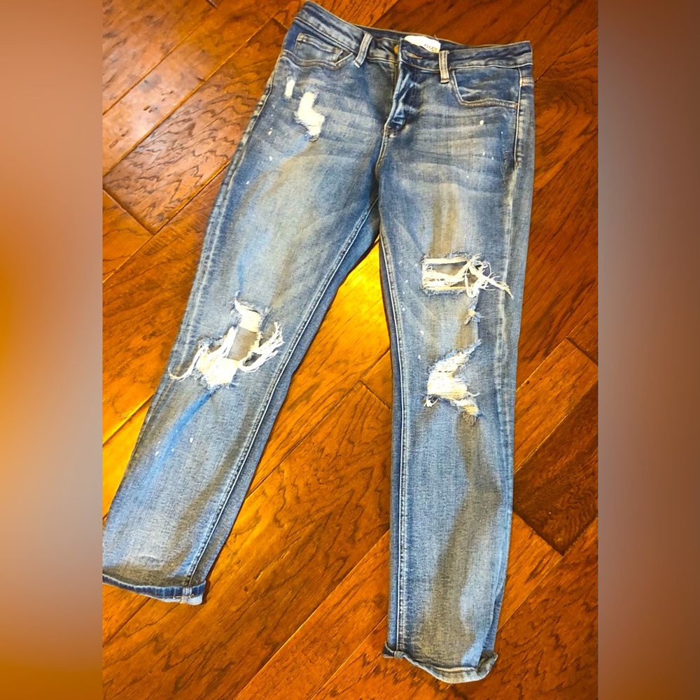 Vervet distressed jeans size 27. GUC.